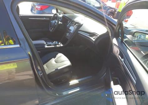 2020 Ford Fusion Titanium из США, поврежденный, VIN 3FA6P0D99LR133154